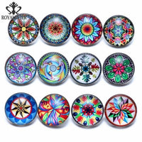 Load image into Gallery viewer, 12pcs/lot Red Series Theme Beautiful Exotic Pattern 18mm Snap Button Charms - TigerSo
