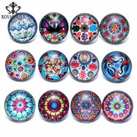 Load image into Gallery viewer, 12pcs/lot Red Series Theme Beautiful Exotic Pattern 18mm Snap Button Charms - TigerSo
