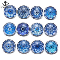 Load image into Gallery viewer, 12pcs/lot Red Series Theme Beautiful Exotic Pattern 18mm Snap Button Charms - TigerSo
